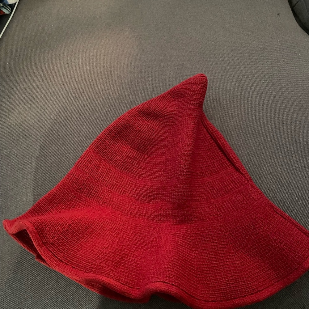 Hat - Picture 2 of 2